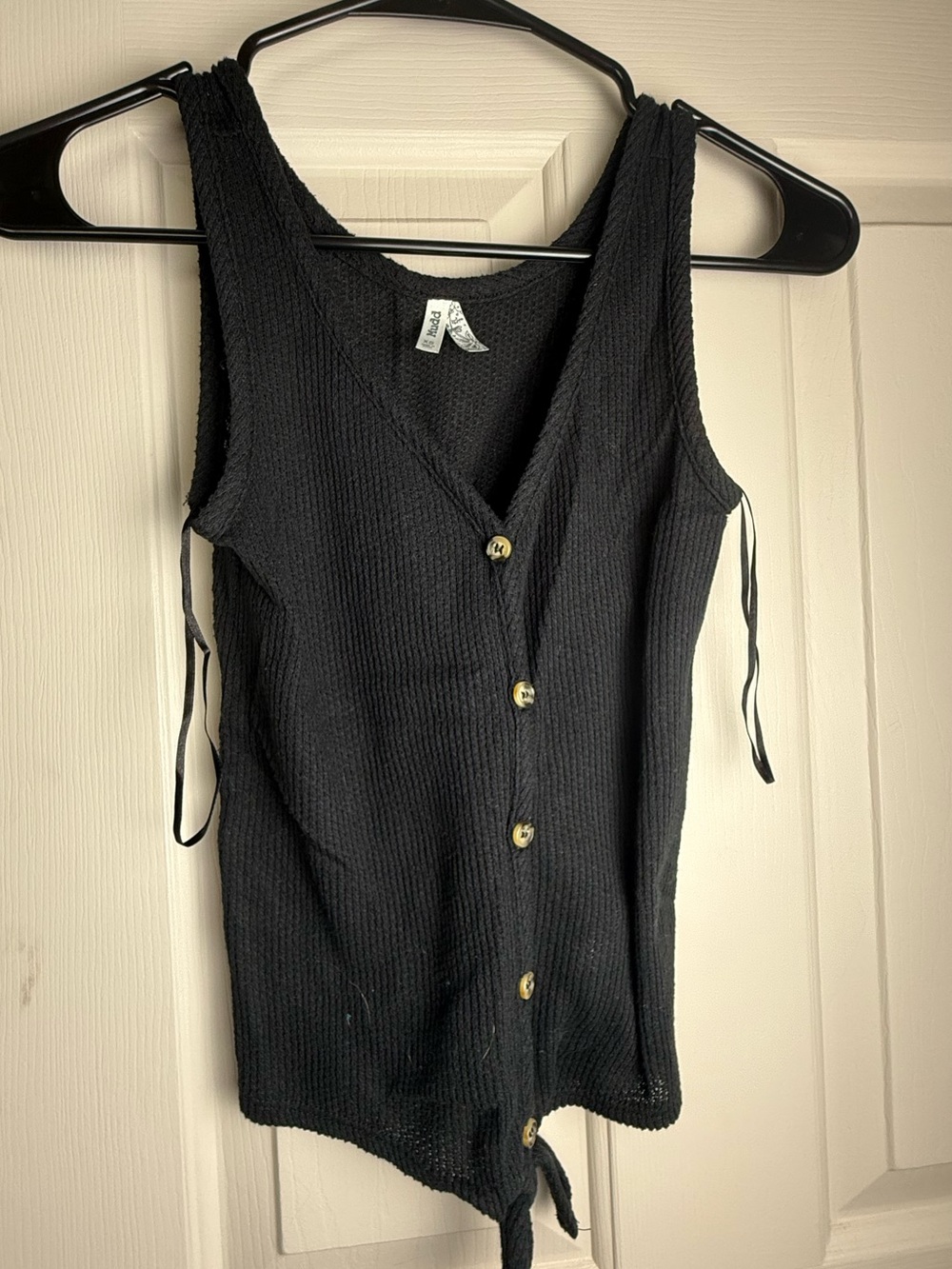 XS Black Button-Front Knit Tank Top by Mudd